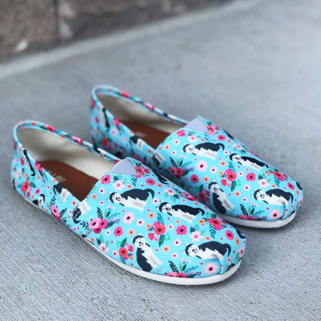 SIBERIAN HUSKY CANVAS SHOES SIBERIAN HUSKY CANVAS SHOES
