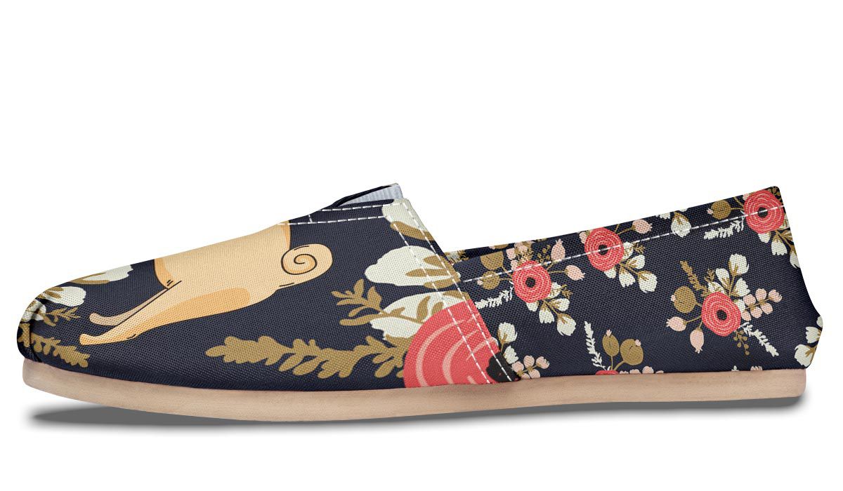 Silly Floral Pug Casual Shoes