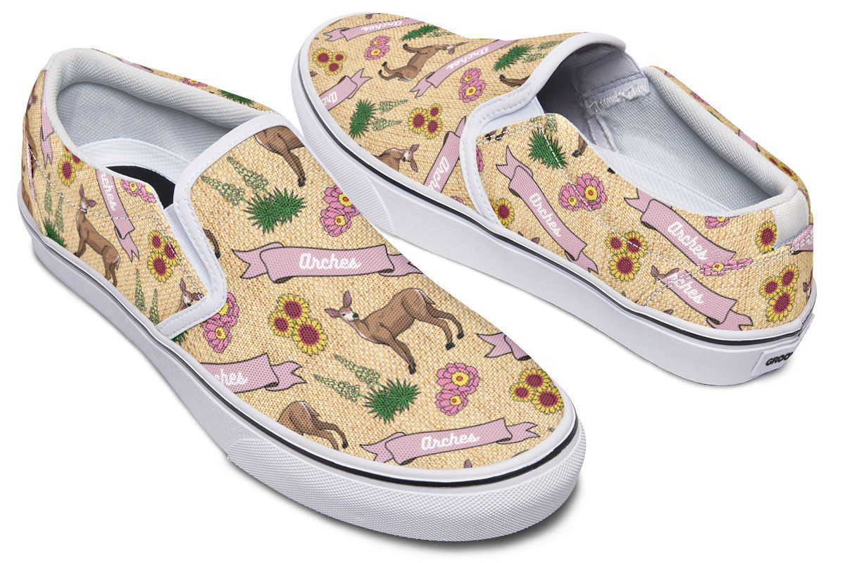 Arches Pattern Slip-On Shoes