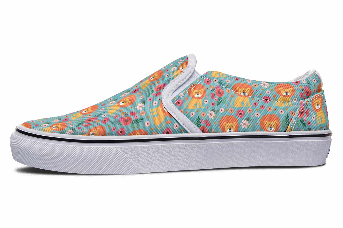 Cute Lion Pattern Slip-On Shoes