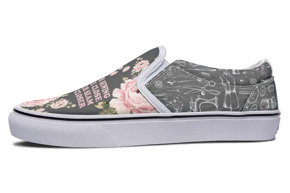 Floral Sewing Slip-On Shoes